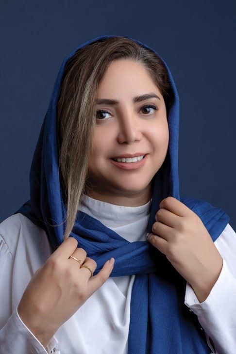 آزاده ابراهيمي