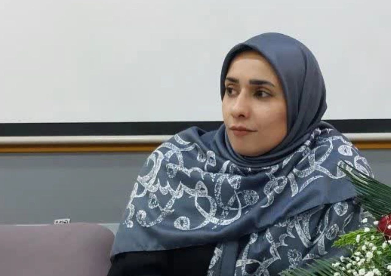 ملیحه آخوندی